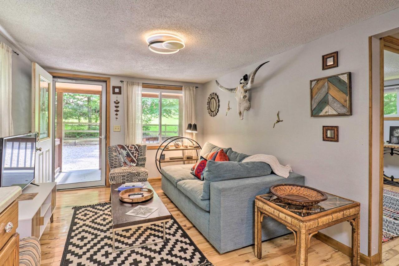 Vintage Creekside Cottage With Hot Tub And Grill! Maggie Valley Eksteriør bilde