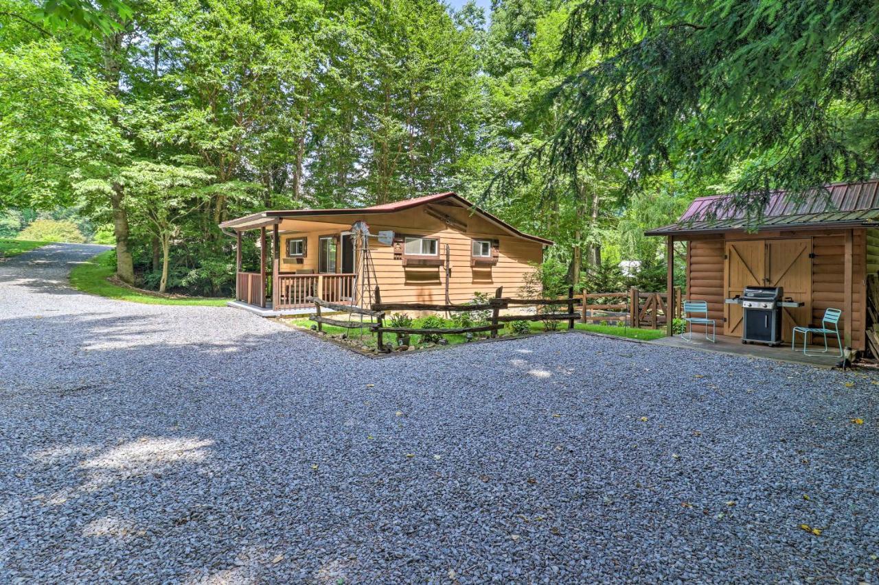 Vintage Creekside Cottage With Hot Tub And Grill! Maggie Valley Eksteriør bilde