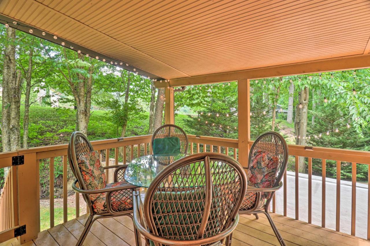 Vintage Creekside Cottage With Hot Tub And Grill! Maggie Valley Eksteriør bilde
